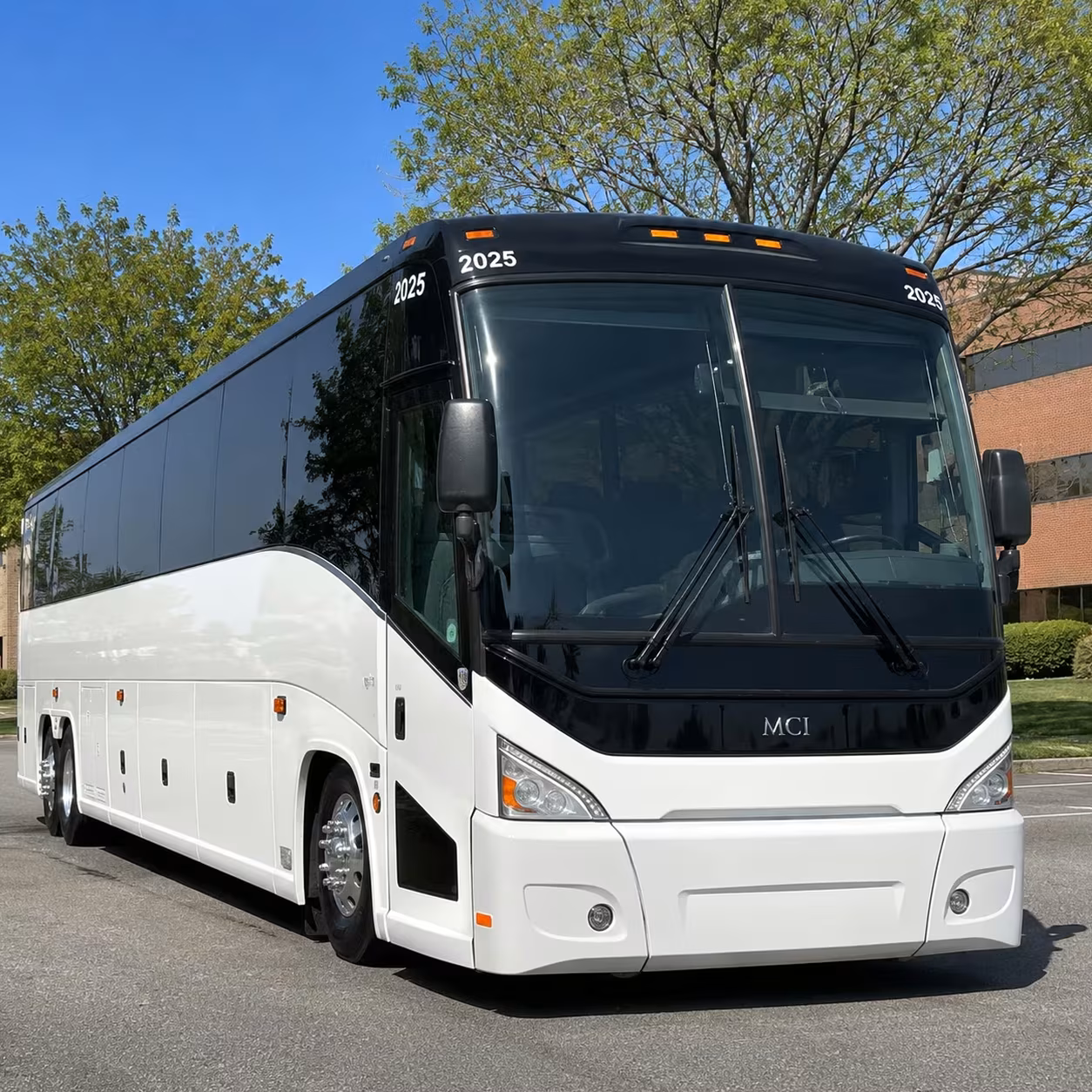 employee commuter shuttle buses in redwood city