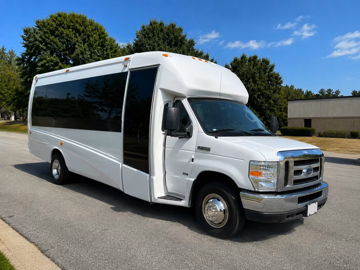 redwood city minibus rentals for offsites and team building
